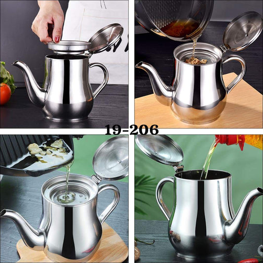 إبريق معدني مع مسكة ومصفاية – لتصفية الزيت بسهولة